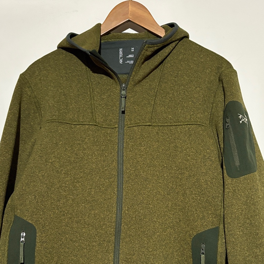 Arc'teryx Forest Green Performance Jacket - image 6